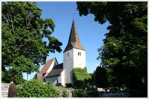 Gotland, Fröjel kyrka - foto: Bernt Enderborg