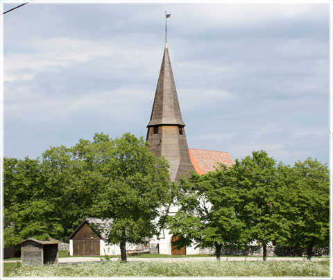 Gotland, Hellvi kyrka - foto: Bernt Enderborg