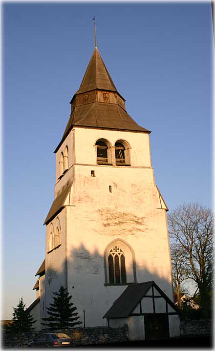 Gotland, Lokrume kyrka - foto: Bernt Enderborg