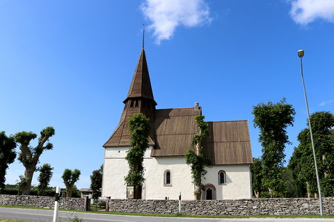 Gotland, Träkumla kyrka - foto: Bernt Enderborg