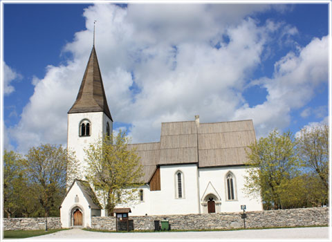 Gotland, Vallstena kyrka - foto: Bernt Enderborg