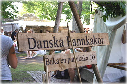 Gotland, Danska pannkakor på Medeltidsveckan - foto: Bernt Enderborg